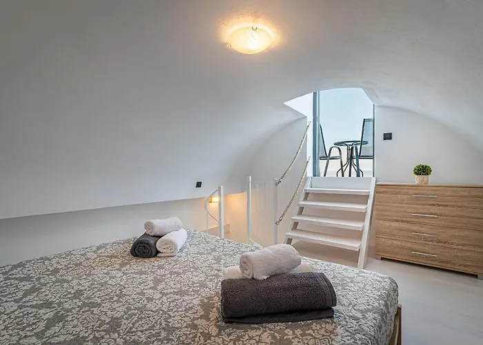 Lägenhet Rhenea Imerovigli (Santorini)