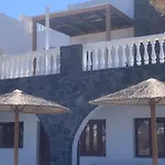 Rhenea Daire Imerovigli (Santorini)