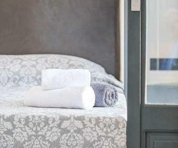 Rhenea Appartement *